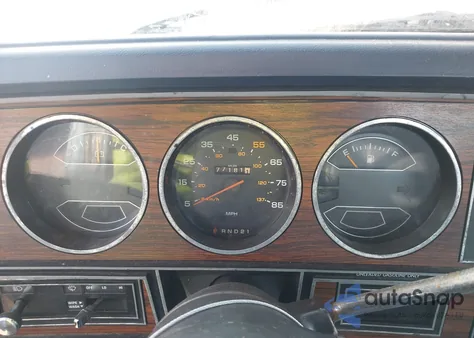 1985 Dodge D-Series D100/D150 z USA, uszkodzony, nr VIN 1B7FD14T7FS536112